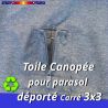 Toile Canopée Bleue pour Parasol Déporté CARREE 3x3 : gros plan sur un pochon de fixation de la toile en bout de baleine