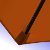 Parasol Lacanau Orange 300 cm Bois Manivelle : detail de la toile et de sa mise en place sur la baleine en bois