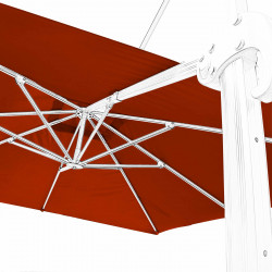 Toile 3x3 pour Parasol déporté Biscarrosse Rouge Terracotta : vue de la toile sur l'armature 
